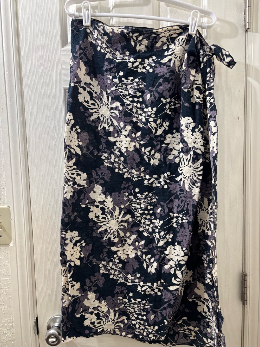 Newport News  Floral Swim Sarong Vintage